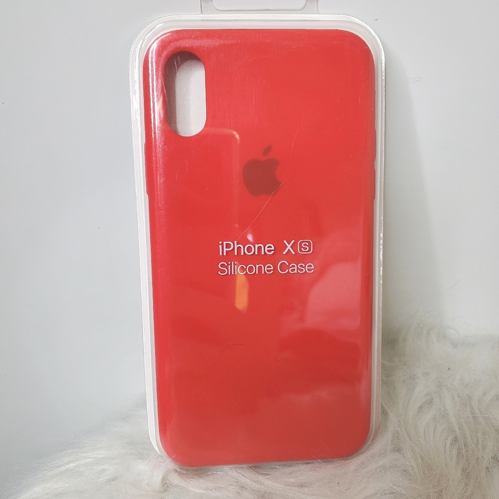 NEW APPLE Authentic iPhone Xs Silicone Case - (Product) RED Cover